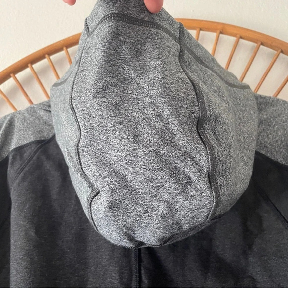 Lululemon Heathered Black Gray Revival Pullover Hoodie Size Medium - Picture 6 of 8